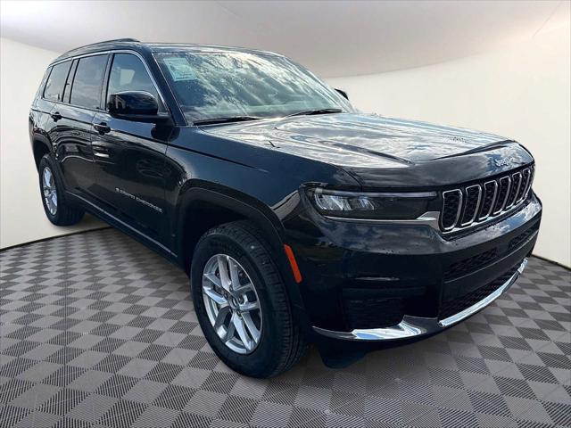 2025 Jeep Grand Cherokee GRAND CHEROKEE L LAREDO X 4X4