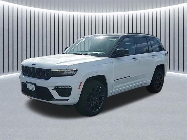 2025 Jeep Grand Cherokee GRAND CHEROKEE SUMMIT RESERVE 4X4