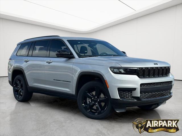 2025 Jeep Grand Cherokee GRAND CHEROKEE L ALTITUDE X 4X4