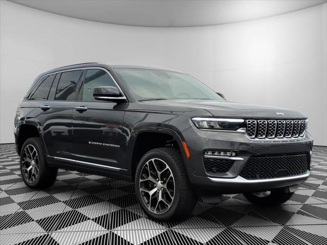 2025 Jeep Grand Cherokee GRAND CHEROKEE SUMMIT RESERVE 4X4