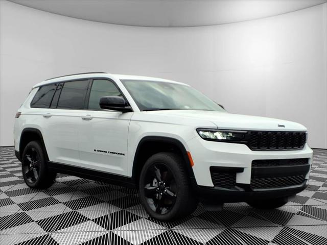 2025 Jeep Grand Cherokee GRAND CHEROKEE L ALTITUDE X 4X4