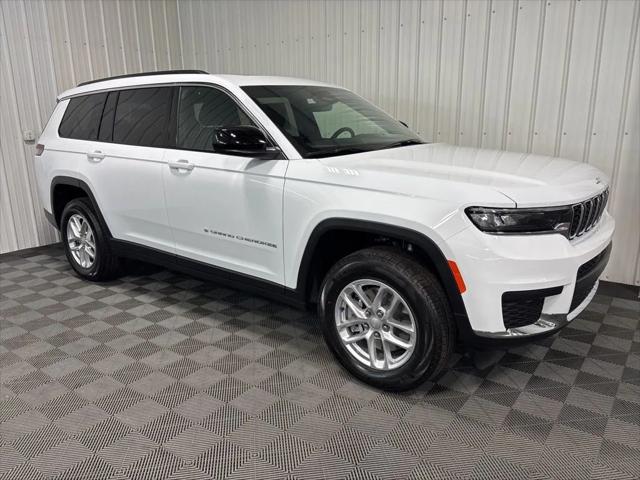 2025 Jeep Grand Cherokee GRAND CHEROKEE L LAREDO X 4X4