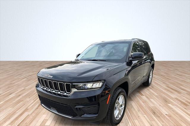 2025 Jeep Grand Cherokee GRAND CHEROKEE LAREDO X 4X2