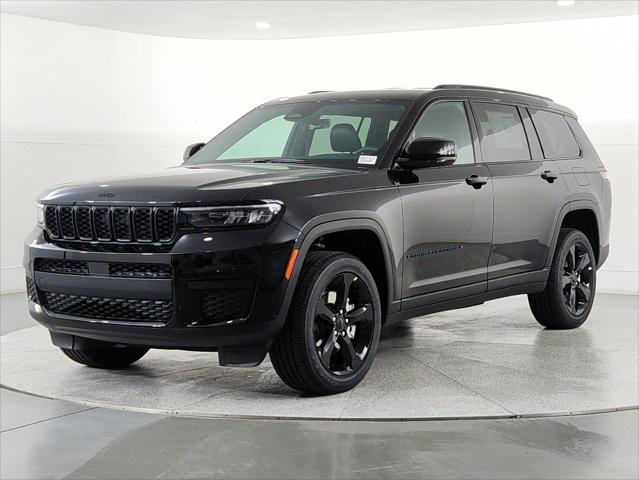 2025 Jeep Grand Cherokee GRAND CHEROKEE L ALTITUDE 4X4