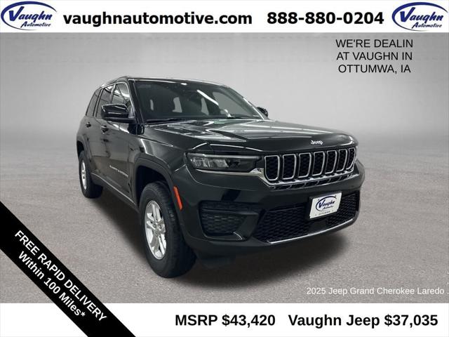 2025 Jeep Grand Cherokee GRAND CHEROKEE LAREDO 4X4