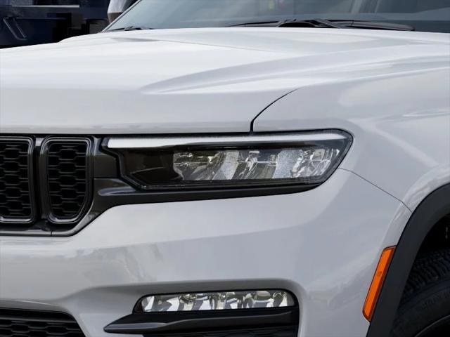 2025 Jeep Grand Cherokee Limited 4x2