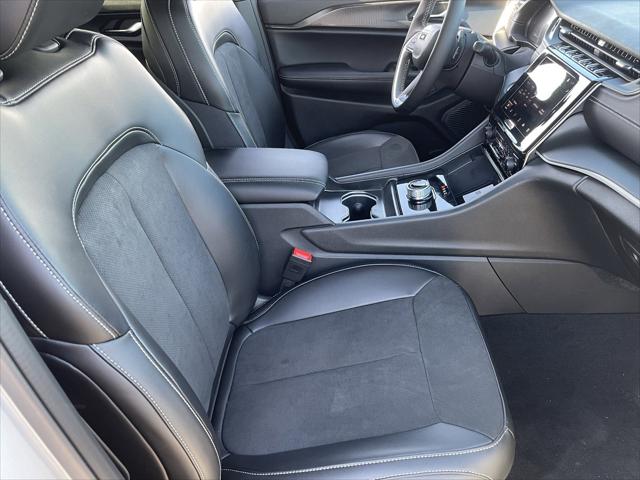 2025 Jeep Grand Cherokee Altitude X 4x4