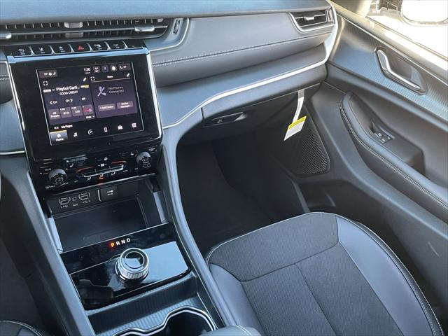 2025 Jeep Grand Cherokee Altitude X 4x4
