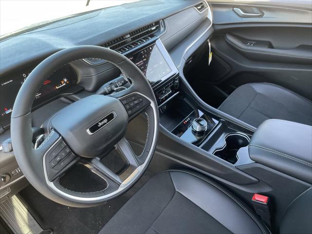 2025 Jeep Grand Cherokee Altitude X 4x4