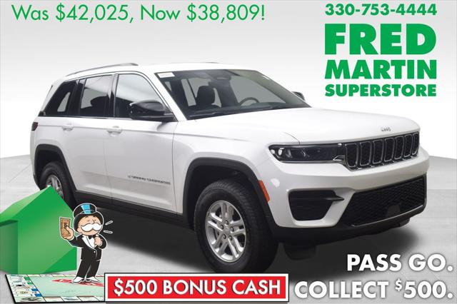 2025 Jeep Grand Cherokee GRAND CHEROKEE LAREDO 4X4