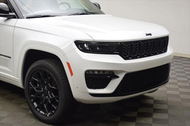 2025 Jeep Grand Cherokee GRAND CHEROKEE SUMMIT RESERVE 4X4