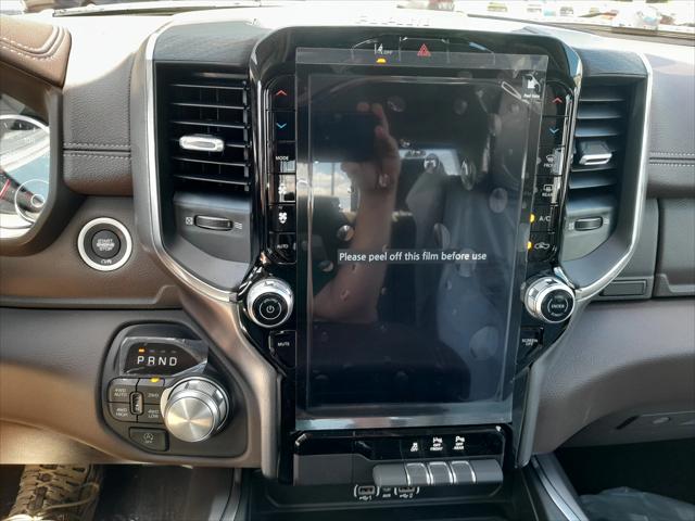2026 Ram 1500 Laramie Crew Cab 4x4 5'7" Box