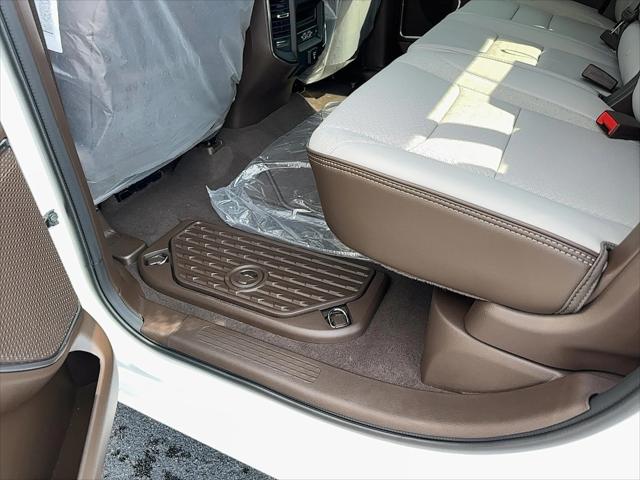 2026 Ram 1500 Laramie Crew Cab 4x4 5'7" Box