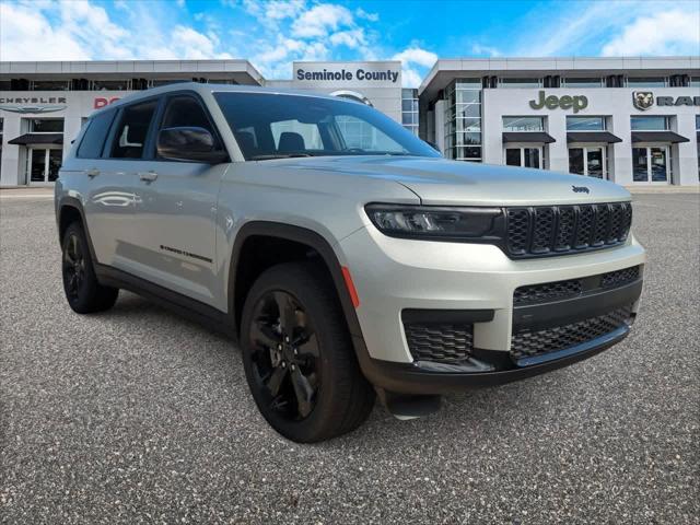 2025 Jeep Grand Cherokee GRAND CHEROKEE L ALTITUDE X 4X4