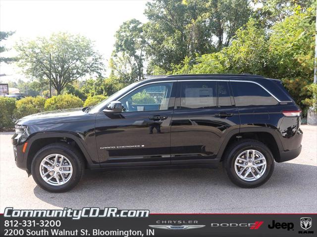 2025 Jeep Grand Cherokee GRAND CHEROKEE LAREDO X 4X4