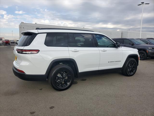 2025 Jeep Grand Cherokee GRAND CHEROKEE L ALTITUDE X 4X4
