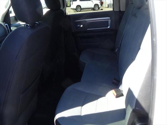2023 Ram 1500 Classic SLT Crew Cab 4x4 5'7" Box