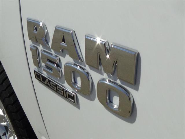 2023 Ram 1500 Classic SLT Crew Cab 4x4 5'7" Box