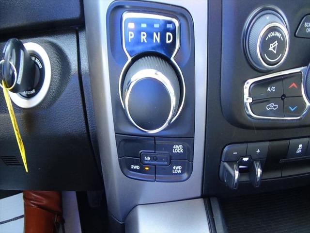 2023 Ram 1500 Classic SLT Crew Cab 4x4 5'7" Box