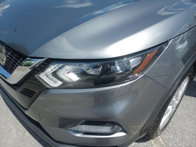 2020 Nissan Rogue Sport SV FWD Xtronic CVT