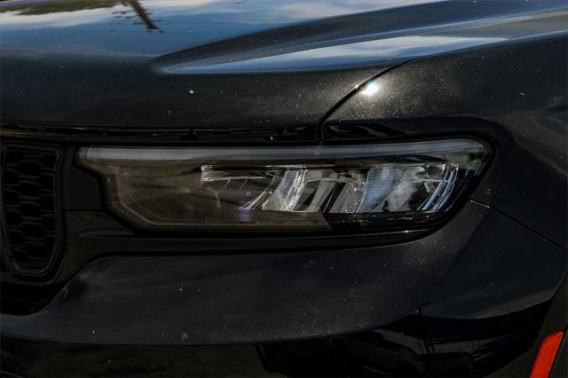 2025 Jeep Grand Cherokee GRAND CHEROKEE L ALTITUDE 4X2