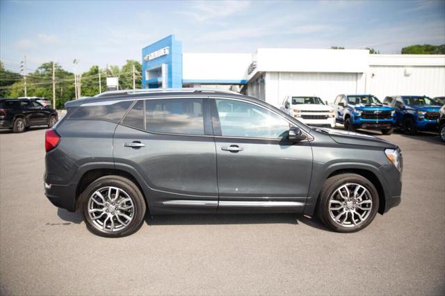 2022 GMC Terrain AWD Denali
