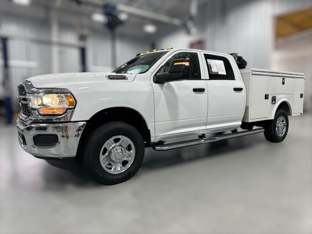 2024 RAM 2500 Tradesman Crew Cab 4x4 8 Box