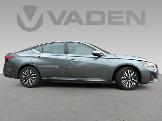 2023 Nissan Altima SV FWD