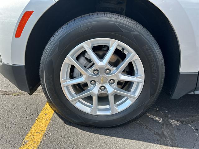 2022 Chevrolet Equinox AWD LS