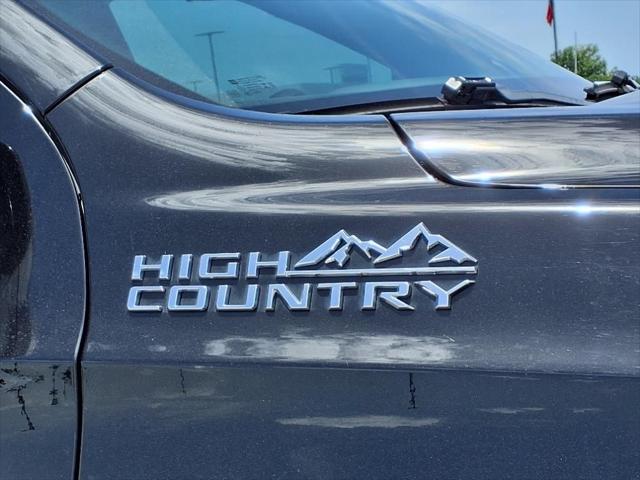 2021 Chevrolet Suburban 4WD High Country