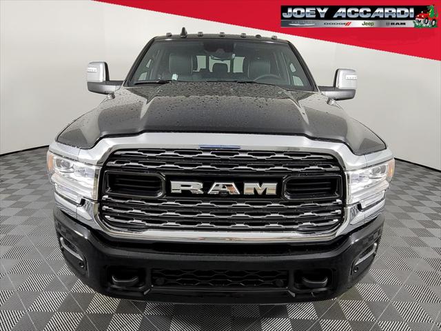 2024 RAM Ram 3500 RAM 3500 LIMITED MEGA CAB 4X4 64 BOX