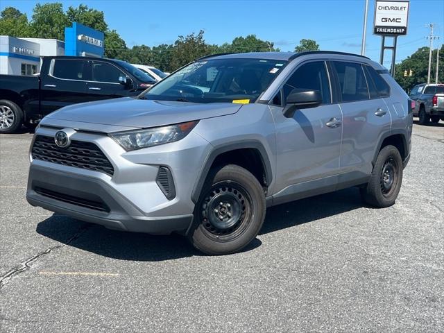 2020 Toyota RAV4 LE