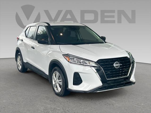 2023 Nissan Kicks S Xtronic CVT