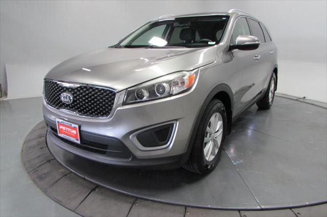 2016 Kia Sorento 2.4L LX
