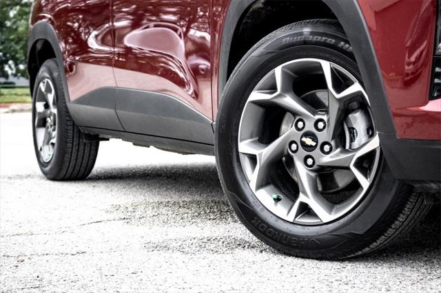 2025 Chevrolet Trax FWD LT