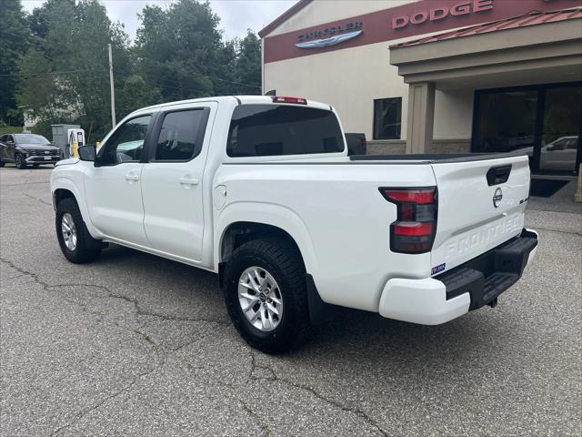 2024 Nissan Frontier Crew Cab SV 4x4