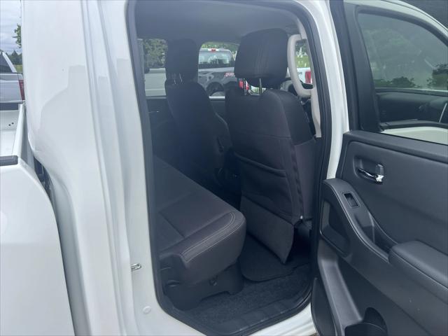 2024 Nissan Frontier Crew Cab SV 4x4
