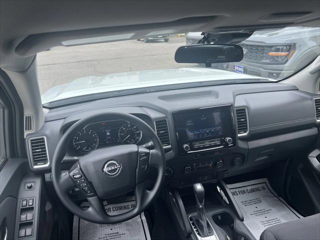 2024 Nissan Frontier Crew Cab SV 4x4