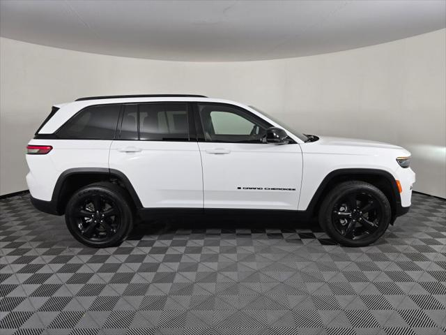 2023 Jeep Grand Cherokee Altitude 4x4