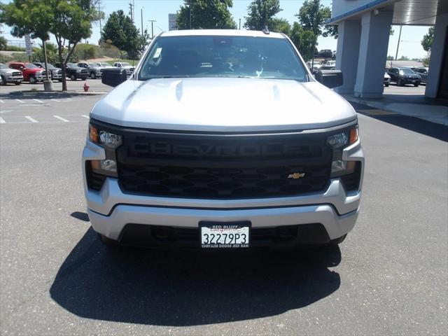 2022 Chevrolet Silverado 1500 4WD Crew Cab Short Bed Custom