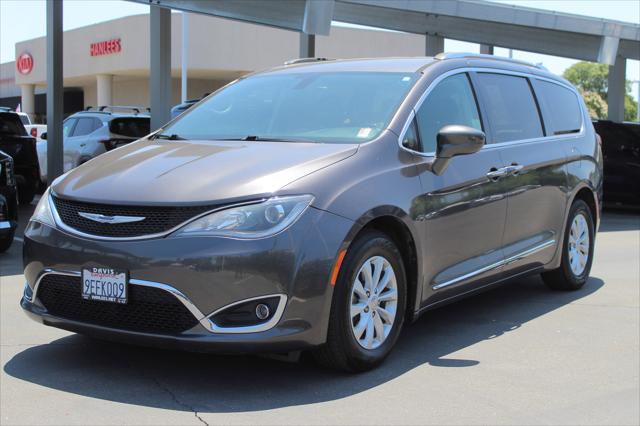 2020 Chrysler Pacifica Touring L