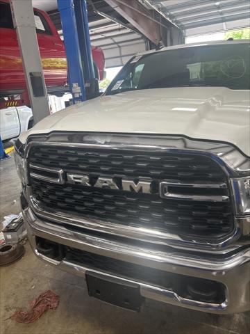 2024 RAM 2500 Big Horn Crew Cab 4x4 64 Box