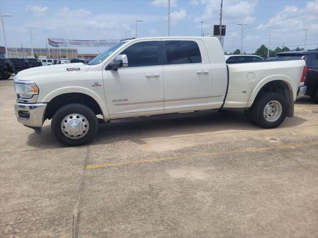 2020 RAM 3500 Limited Mega Cab 4x4 64 Box