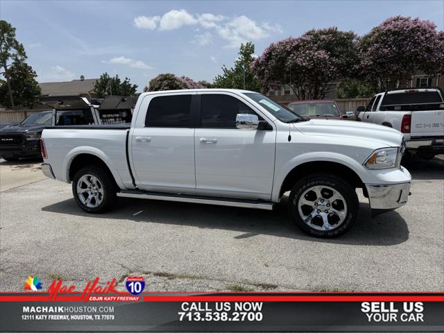 2017 RAM 1500 Laramie Crew Cab 4x4 57 Box