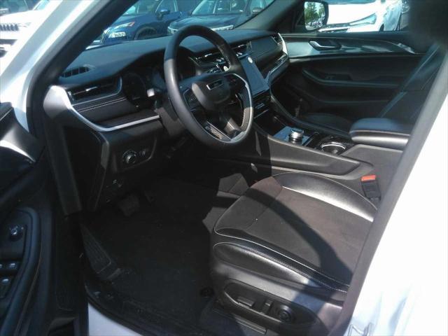 2023 Jeep Grand Cherokee L Altitude 4x4