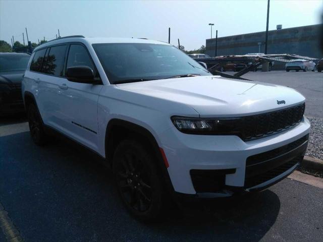 2023 Jeep Grand Cherokee L Altitude 4x4