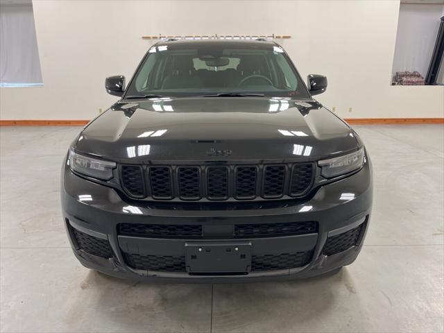 2023 Jeep Grand Cherokee L Limited 4x4 2023 Jeep Grand Cherokee L Limited 4x4