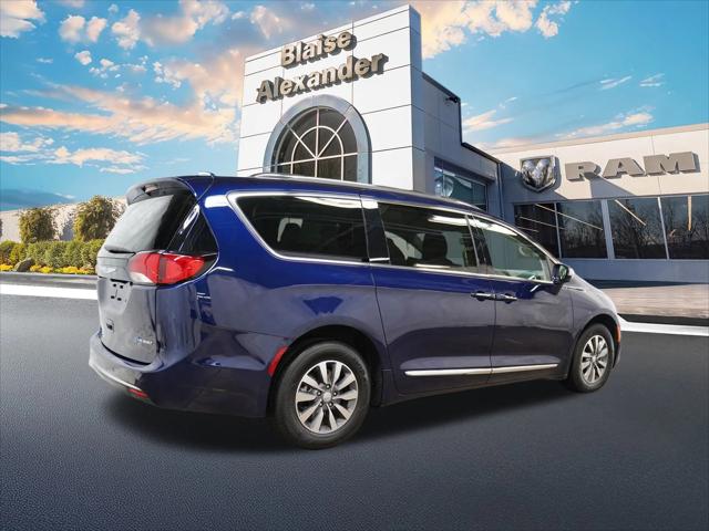 2020 Chrysler Pacifica Hybrid Limited