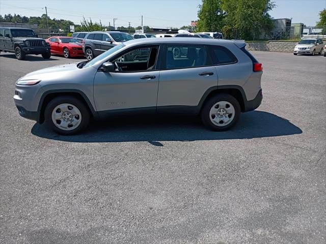 2014 Jeep Cherokee Sport