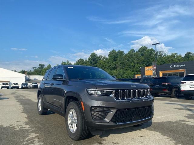 2025 Jeep Grand Cherokee GRAND CHEROKEE LAREDO 4X4